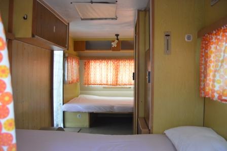 vieste caravan attrezzata - interno 4 persone